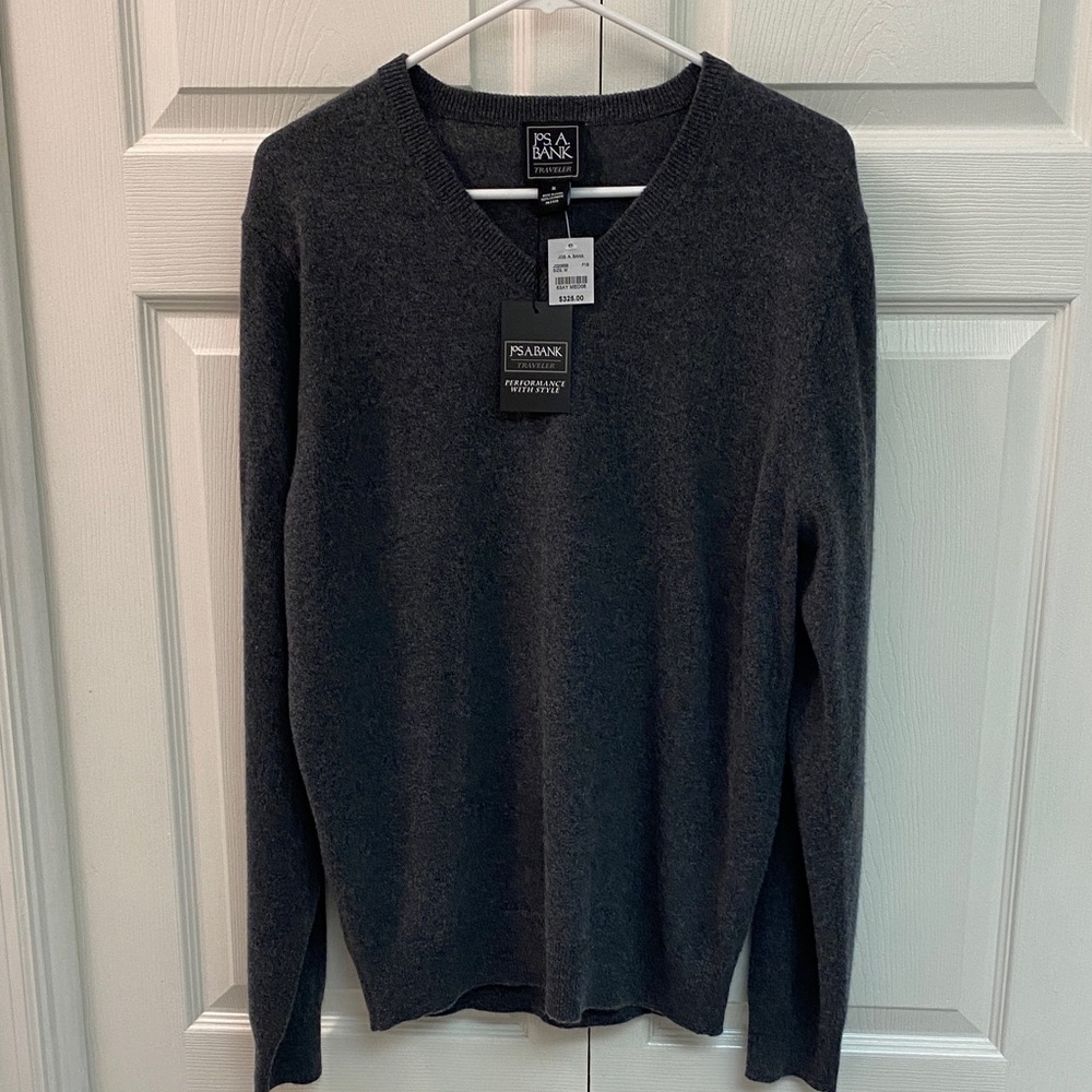 Perry Ellis Men's Charcoal V-Neck Sweater